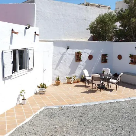 Вилла Con Piscina Jardin Privado By Lightbooking