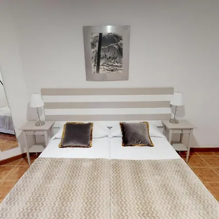Con Piscina Jardin Privado By Lightbooking Вилла *