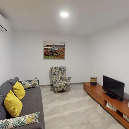 Вилла Con Piscina Jardin Privado By Lightbooking